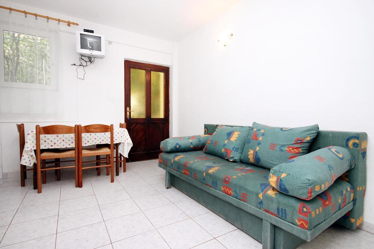Apartments By The Sea Drvenik Donja Vala, Makarska - 6701 Exterior photo